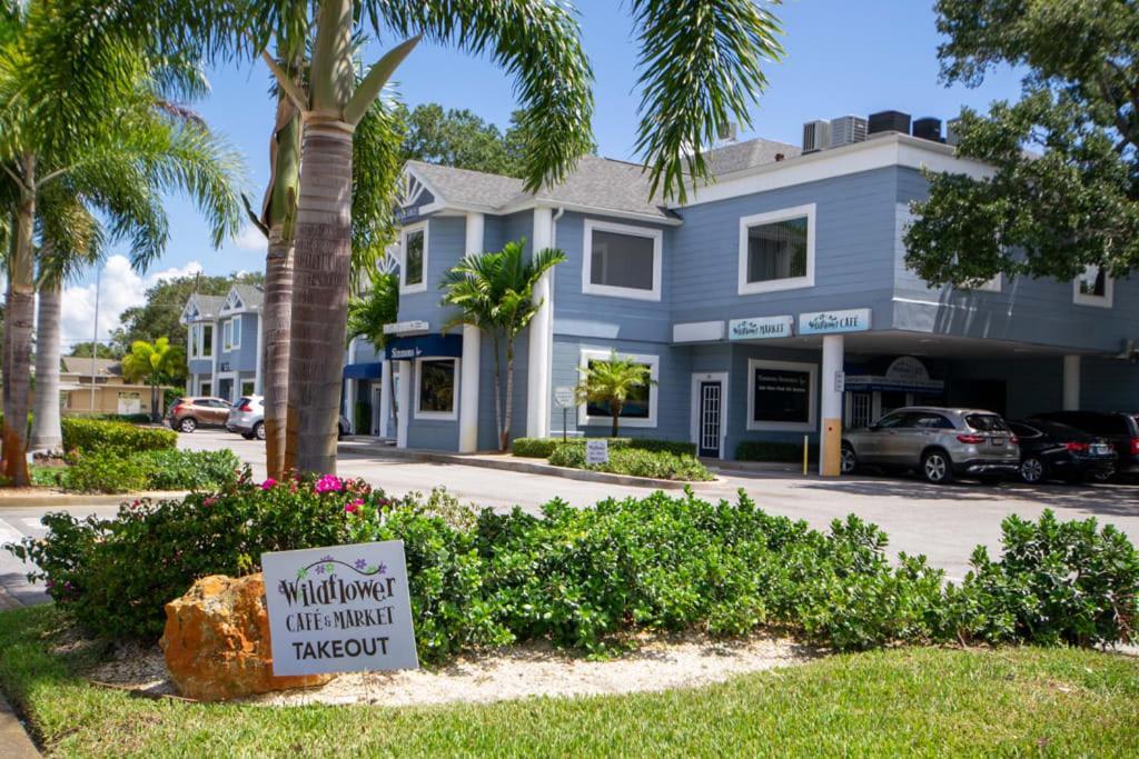 Located By The Beach 1 Bedroom With Parking And Pool Clearwater Esterno foto