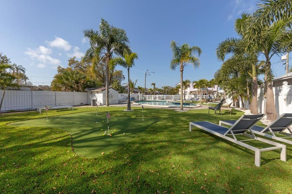 Located By The Beach 1 Bedroom With Parking And Pool Clearwater Esterno foto
